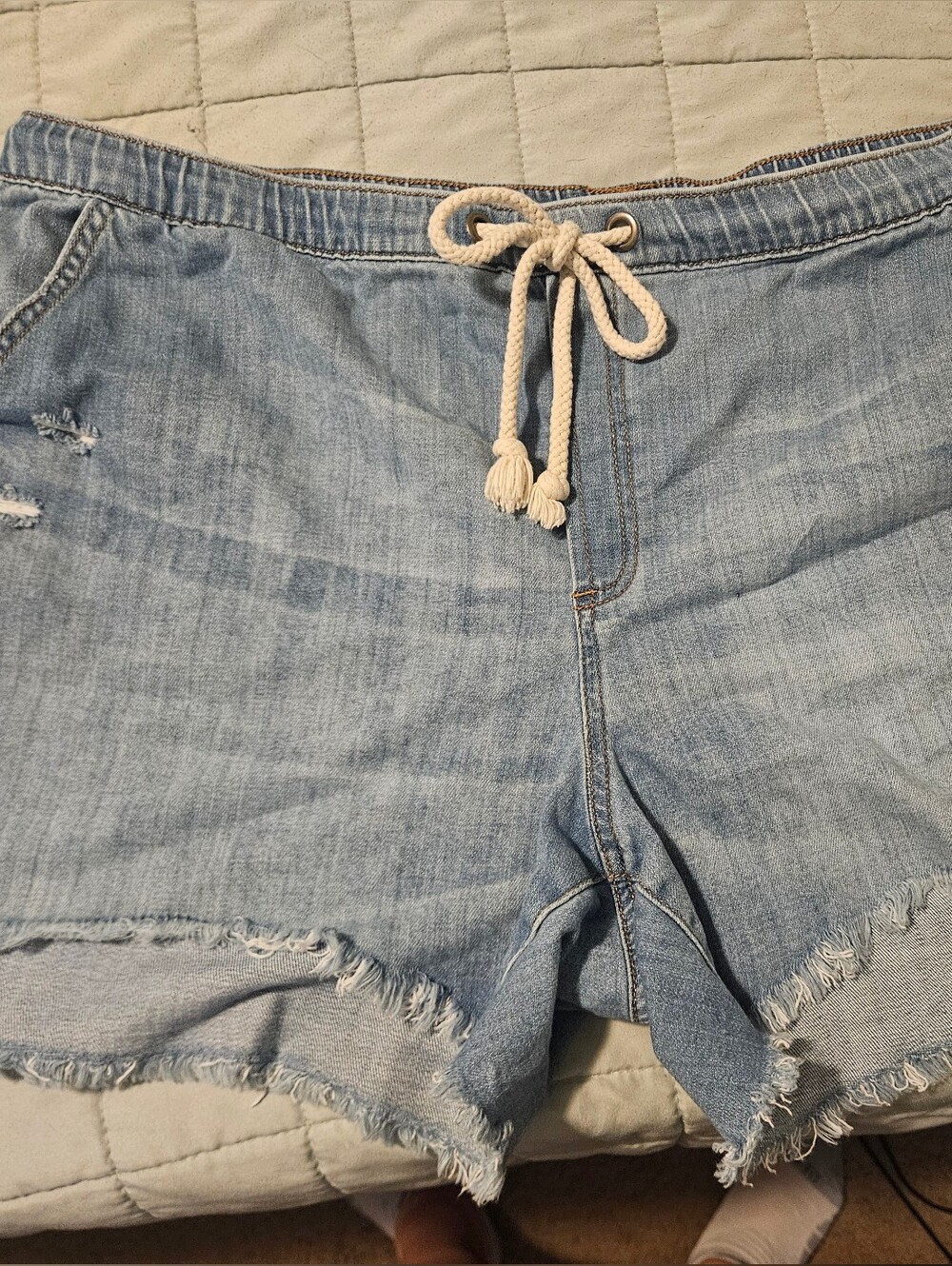 Aerie XXL Light Blue Denim Drawstring Women’s Shorts